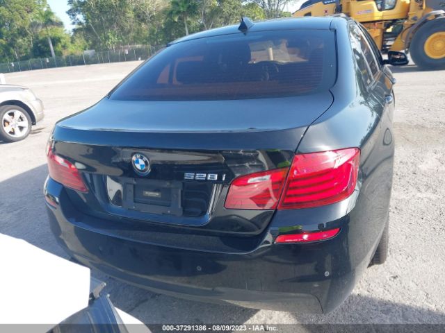WBA5A5C51GD528685 BMW 5 Series 528i