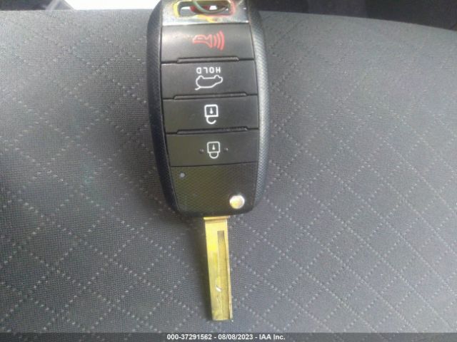 KIA SORENTO LX 2020 5XYPG4A31LG638685 Image 11