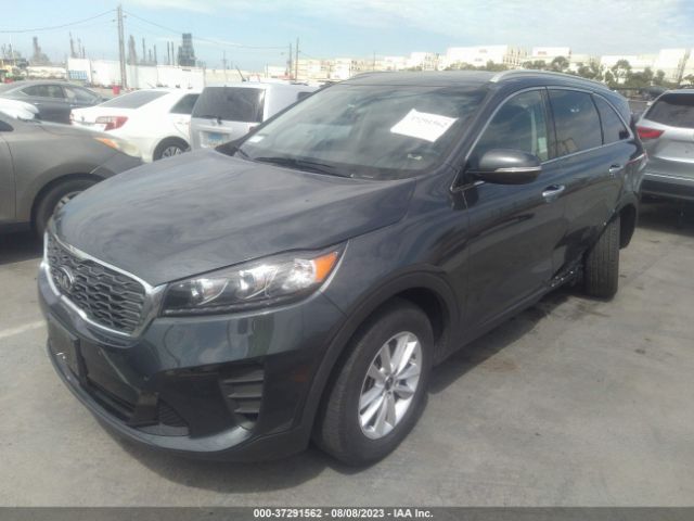 KIA SORENTO LX 2020 5XYPG4A31LG638685 Image 2