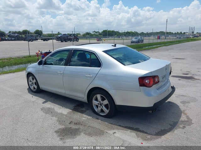 2008 VOLKSWAGEN JETTA SEDAN SE/SEL VIN: 3VWRM71K58M057448