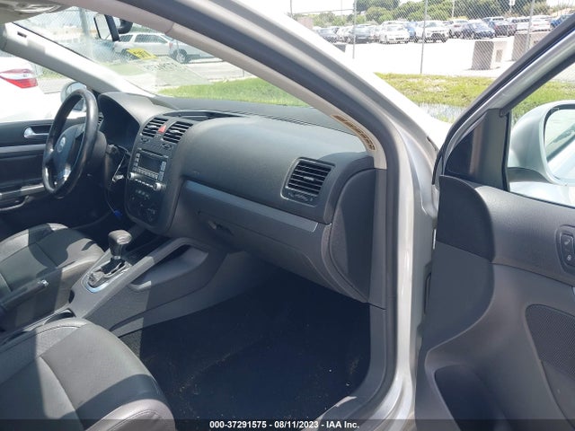 2008 VOLKSWAGEN JETTA SEDAN SE/SEL VIN: 3VWRM71K58M057448