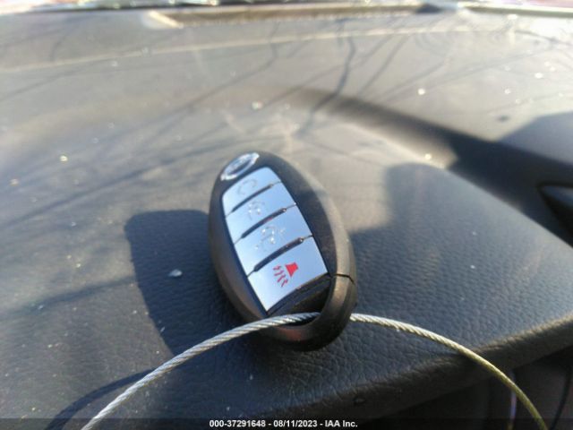 JN1BJ1CR5HW101004 Nissan Rogue Sport Sl
