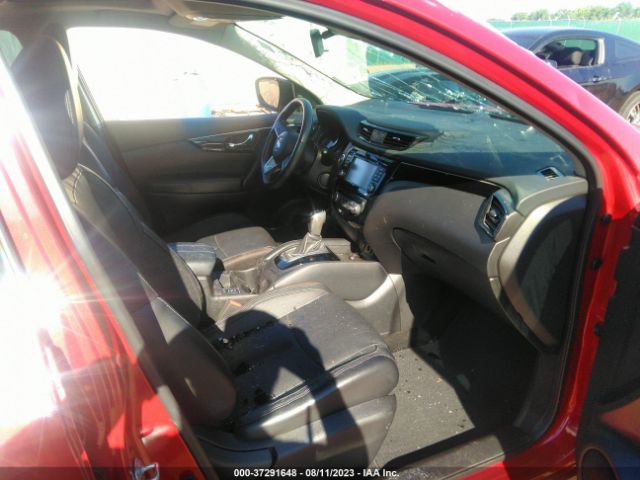 JN1BJ1CR5HW101004 Nissan Rogue Sport Sl