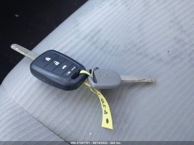 1HGCR2F30FA205239 Honda Accord Sedan Lx