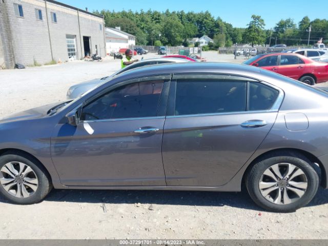 1HGCR2F30FA205239 Honda Accord Sedan Lx