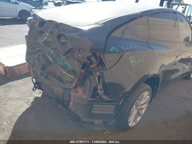 7SAYGDEE6PA051864 Tesla Model Y Long Range