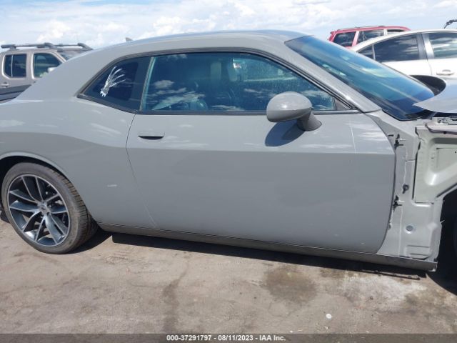 2C3CDZFJ0JH215580 Dodge Challenger R/t Scat Pack