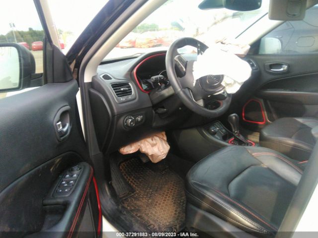 3C4NJDDB7KT714073 Jeep Compass Trailhawk