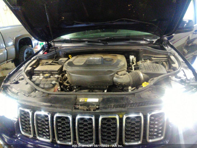 1C4RJFAG0JC288220 Jeep Grand Cherokee Laredo E