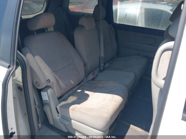 KNDMB5C17F6074406 KIA SEDONA LX
