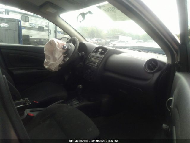 3N1CN7AP1FL815454 Nissan Versa S Plus