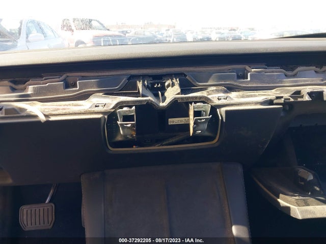 Tesla MODEL 3 2023 5YJ3E1EA8PF502613 Image 8