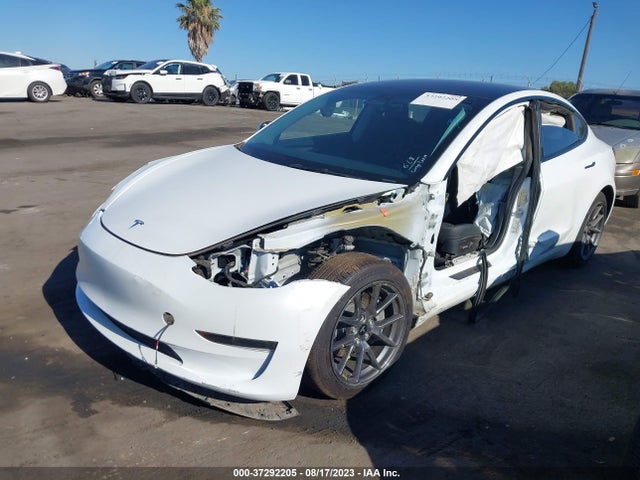 Tesla MODEL 3 2023 5YJ3E1EA8PF502613 Image 2