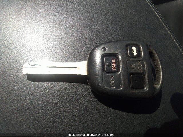 2006 LEXUS ES 330 VIN: JTHBA30G865160027