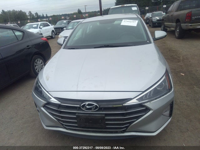 Hyundai ELANTRA SE 2019 5NPD74LF6KH407296 Image 4
