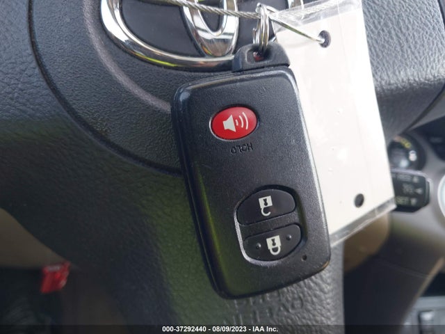2011 TOYOTA RAV4 LTD VIN: 2T3DF4DV5BW160404