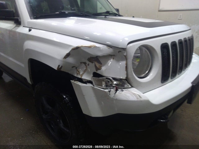 1C4NJRBB8GD595883 Jeep Patriot Sport Se