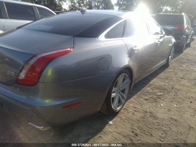 2013 JAGUAR XJ SAJWJ2GDXD8V47684 Photo 3