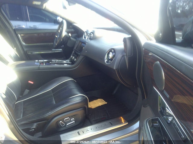 2013 JAGUAR XJ SAJWJ2GDXD8V47684 Photo 4