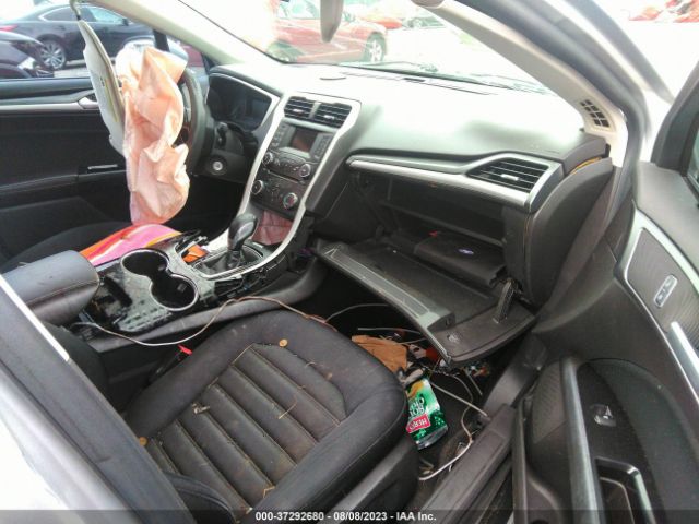 1FA6P0H72E5383429 Ford FUSION SE