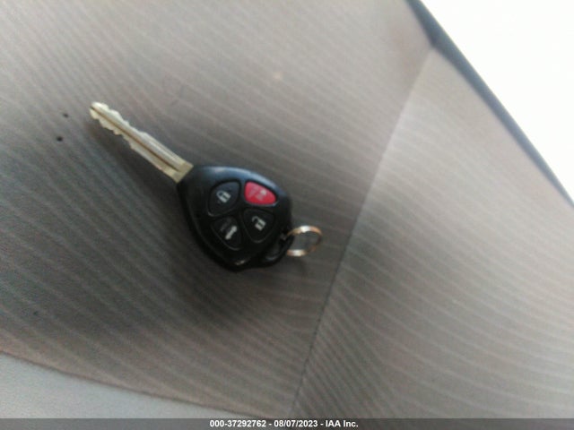 2013 TOYOTA COROLLA L/LE/S VIN: 2T1BU4EE6DC064533