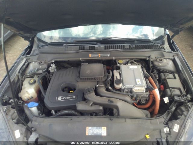 3FA6P0RU8GR282982 Ford Fusion Titanium Hybrid