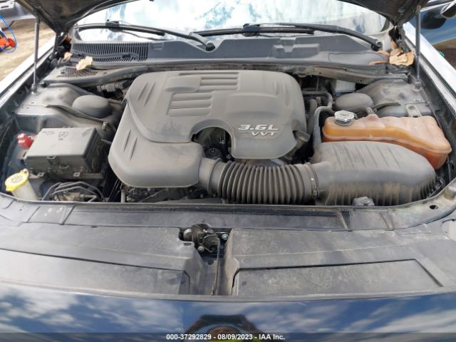 2C3CDZAG3JH123942 Dodge Challenger Sxt