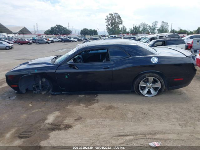 2C3CDZAG3JH123942 Dodge Challenger Sxt