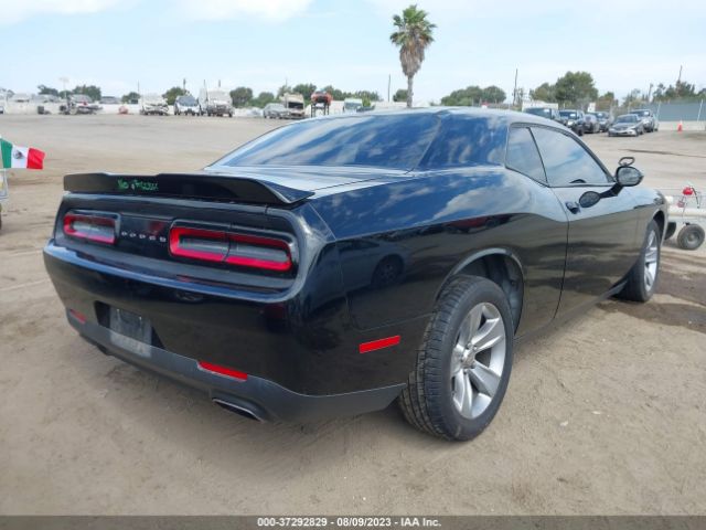 2C3CDZAG3JH123942 Dodge Challenger Sxt