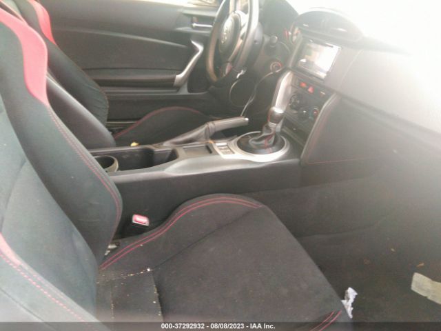 JF1ZNAA19G8700686 Scion FR-S