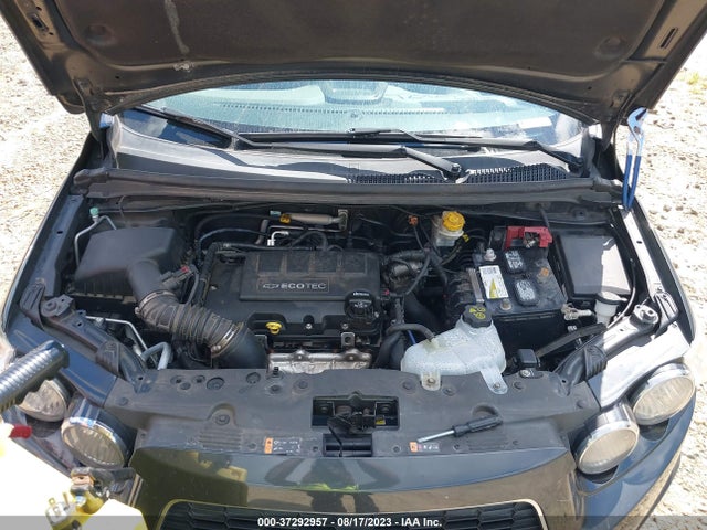 Chevrolet SONIC LT 2015 1G1JC6SB1F4174425 Image 10