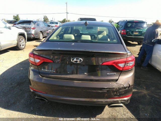 2015 HYUNDAI SONATA 2.4L SPORT VIN: 5NPE34AF7FH086118