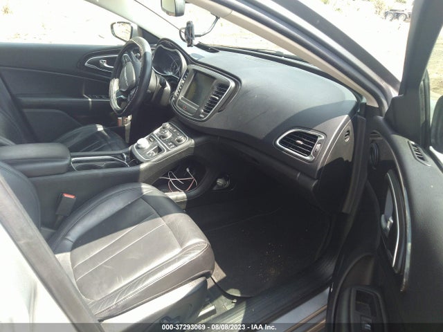 Chrysler 200 C 2015 1C3CCCCG7FN582015 Image 5
