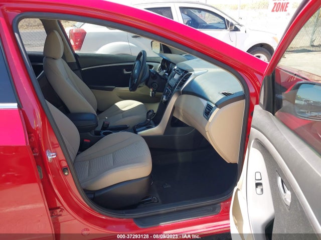 2013 HYUNDAI ELANTRA GT VIN: KMHD35LE8DU024831