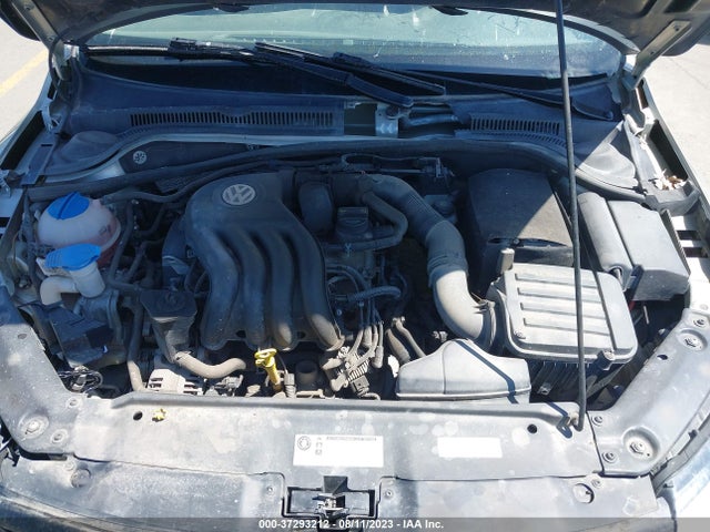 3VW1K7AJ7EM250738 Volkswagen Jetta Sedan S