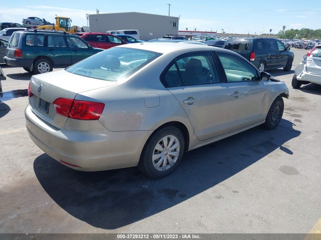 3VW1K7AJ7EM250738 Volkswagen Jetta Sedan S