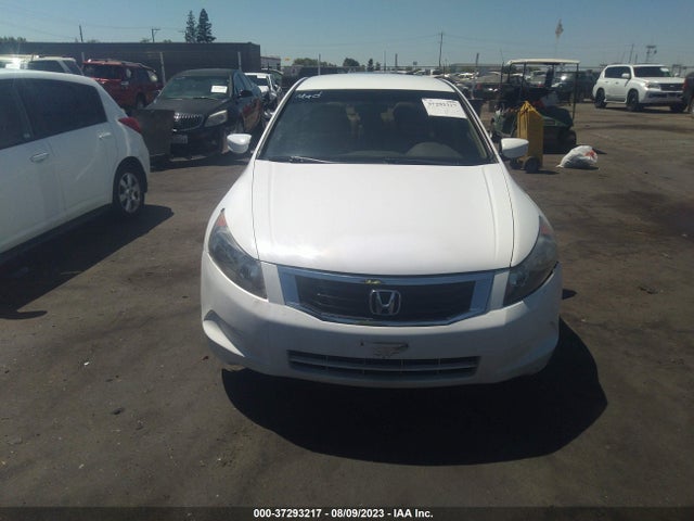 2008 HONDA ACCORD SDN LX VIN: JHMCP26368C015472