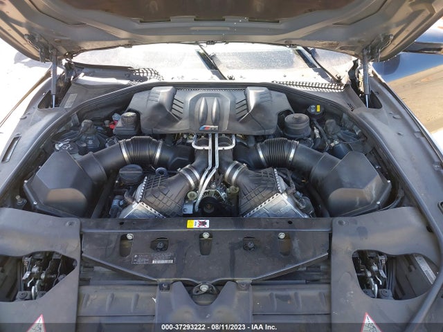 2015 BMW M6, VIN: WBSLZ9C53FD651230