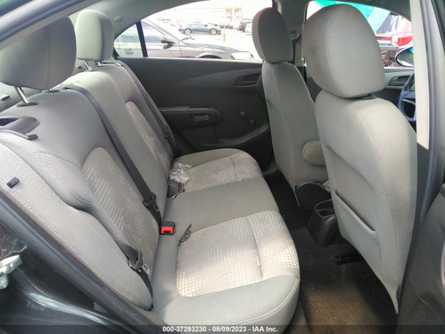 Chevrolet SONIC LS 2016 1G1JA5SH7G4108290 Image 10