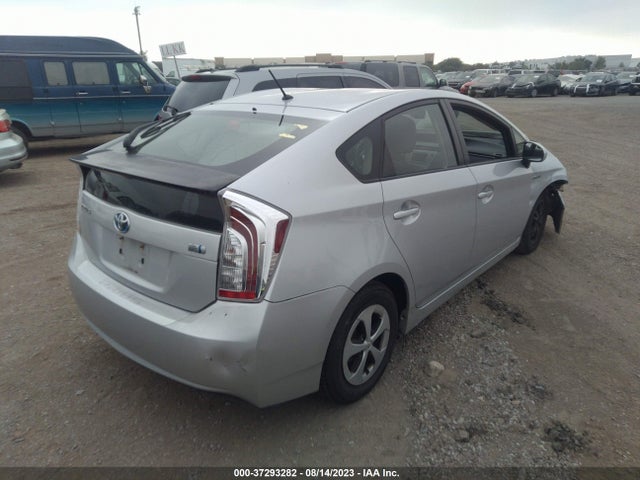 Toyota Prius Four 2015 JTDKN3DU6F0435252 Image 4