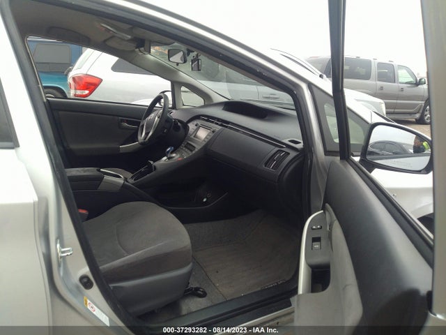 Toyota Prius Four 2015 JTDKN3DU6F0435252 Image 5