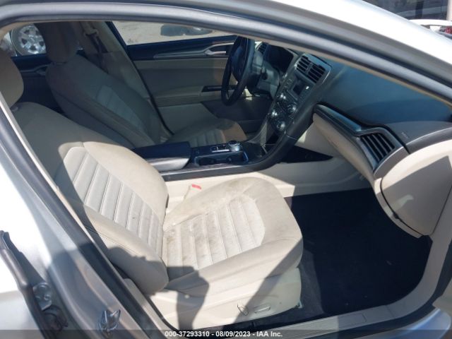 3FA6P0H73HR171592 Ford FUSION SE