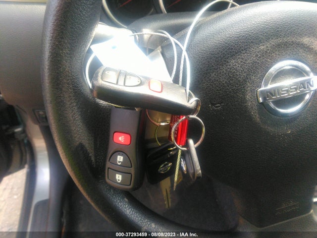 2010 NISSAN VERSA 1.8 S VIN: 3N1BC1CP4AL422455