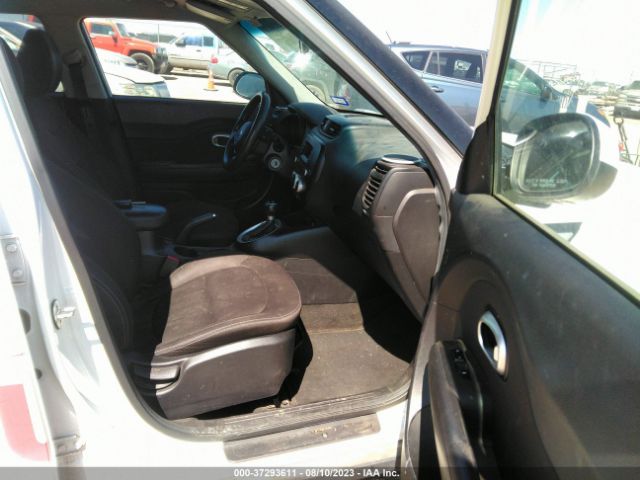 KNDJN2A22G7834709 KIA Soul Base