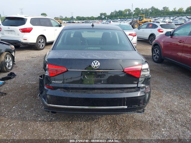 1VWAT7A3XGC015446 Volkswagen Passat 1.8t S