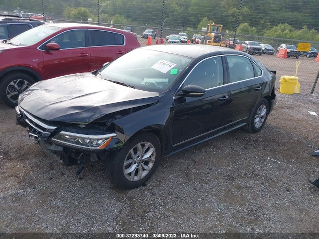 1VWAT7A3XGC015446 Volkswagen Passat 1.8t S