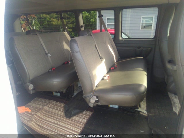 Chevrolet Express Passenger Lt 2019 1GAZGPFG1K1204117 Image 8
