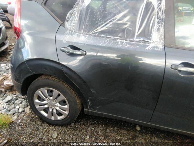 KNDJ23AU7L7075579 KIA SOUL LX