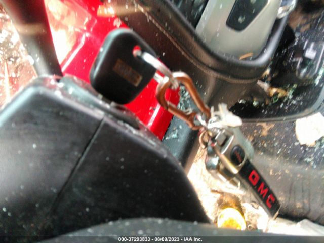 3GTU2MEC8GG223379 GMC Sierra 1500 Sle