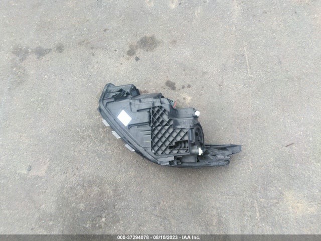 Chevrolet EQUINOX LT 2018 3GNAXJEV0JS536359 Image 12